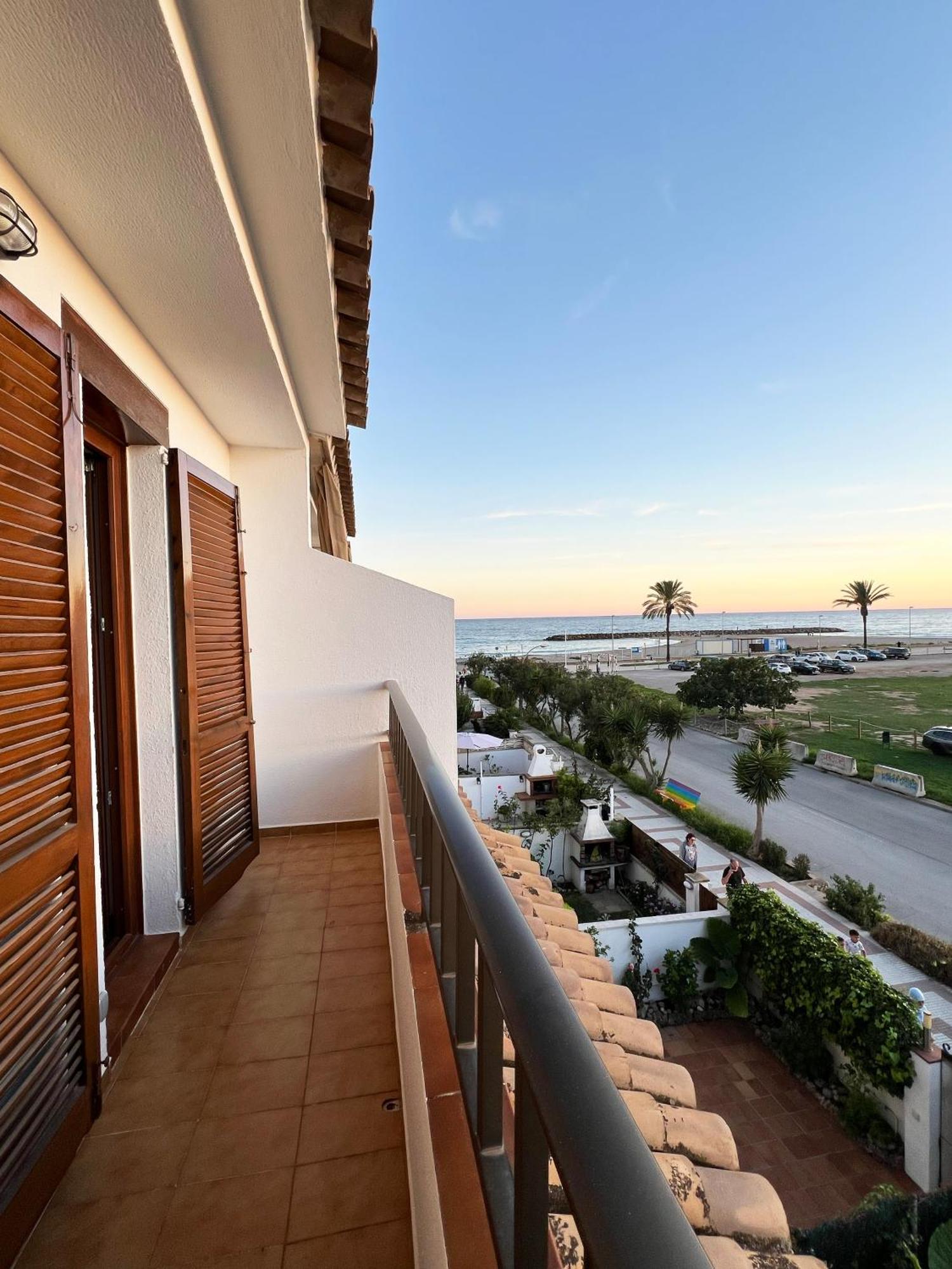 Espectacular Sunny House In The Beach Кунит Екстериор снимка
